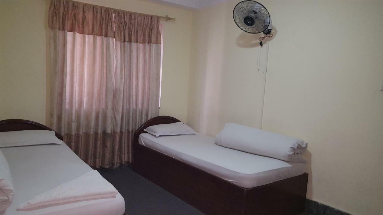 Shangrila Lodge Kathmandu Bagian luar foto